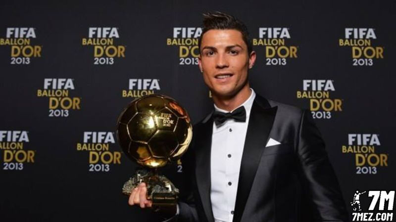 Mùa giải năm 2013 là năm thứ hai Ronaldo giành được quả bóng vàng